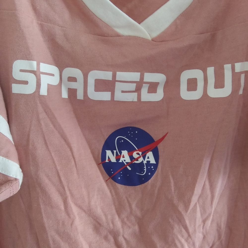 NWT NASA SPACED OUT T-shirt PiNK